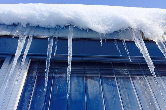 Получить компенсацию при падении снега с крыши в Белебее